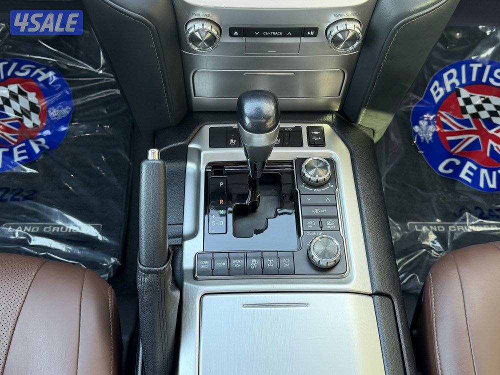 لاند كروزر VX.R 5.7 قراند تورنق موديل 2021 عداد 99 الف ساير صبغ وكاله10