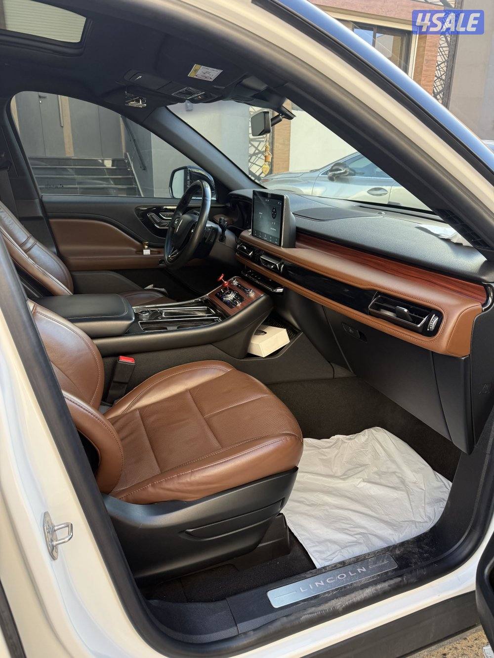 لنكن Aviator 20226