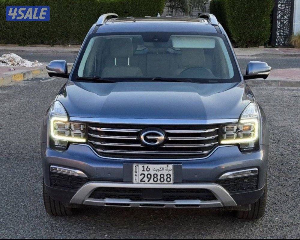 Good condition family used vehicle0