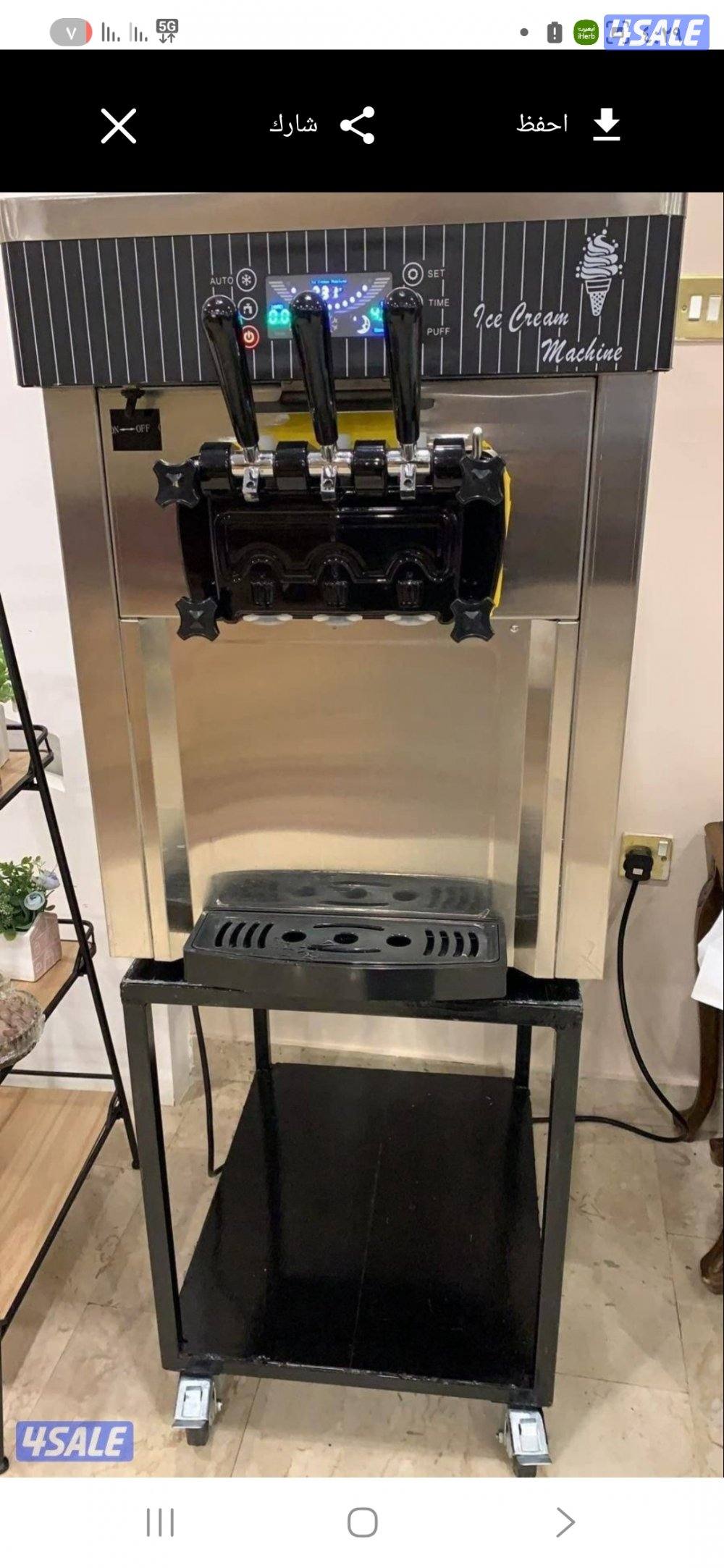 للبيع مكائن آيس كريم برد مصب واحد جديدة والمكينه حجم كبير مصبين2