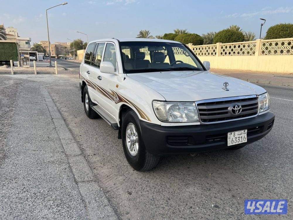 للبيع لاندكروزر موديل 20051