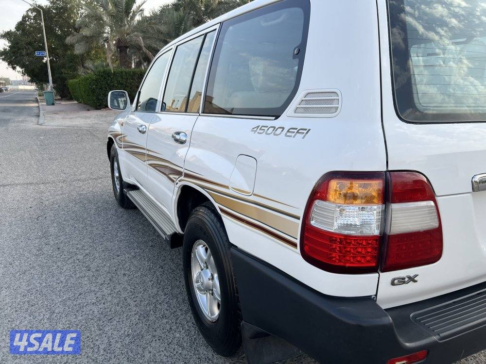 للبيع لاندكروزر موديل 20053