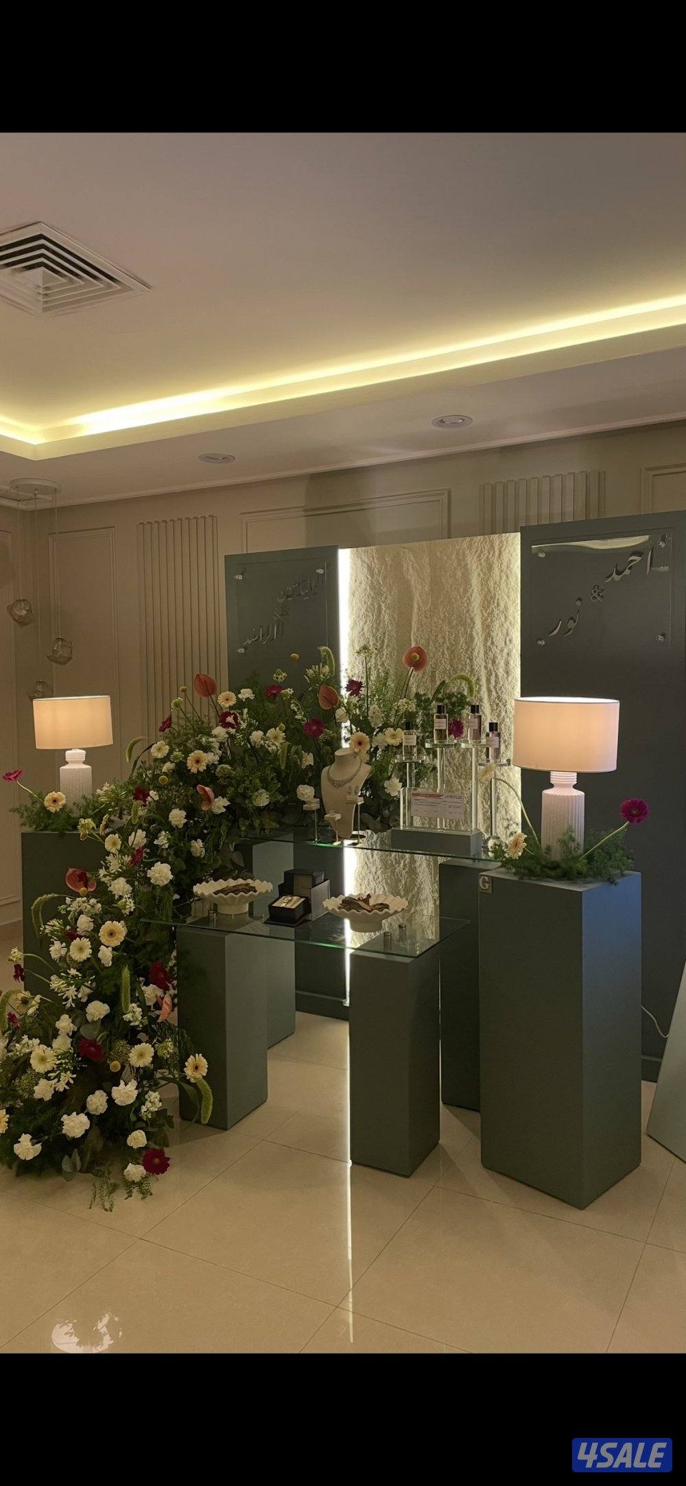 للبيع كورنر جاهز لجميع المناسبات0