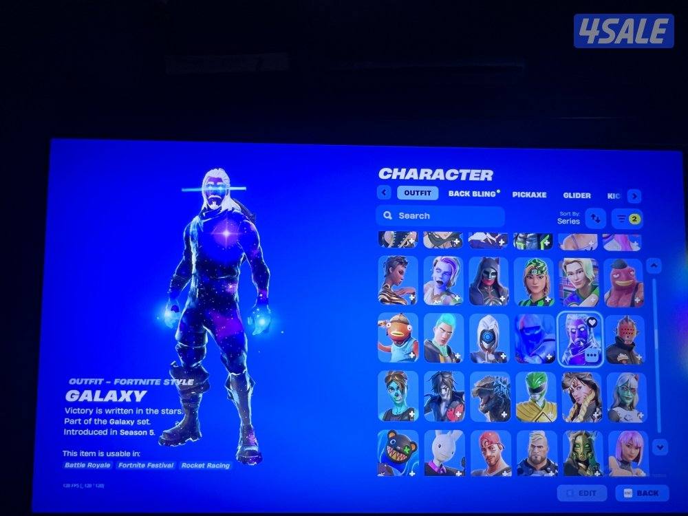 حساب فورت نايت 560 سكن + 771 رقصة شيطون + ميكاسا + ايكيونك +الجلكسي4