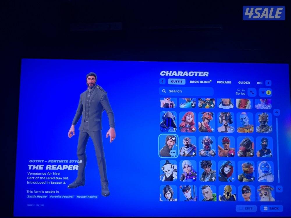 حساب فورت نايت 560 سكن + 771 رقصة شيطون + ميكاسا + ايكيونك +الجلكسي6