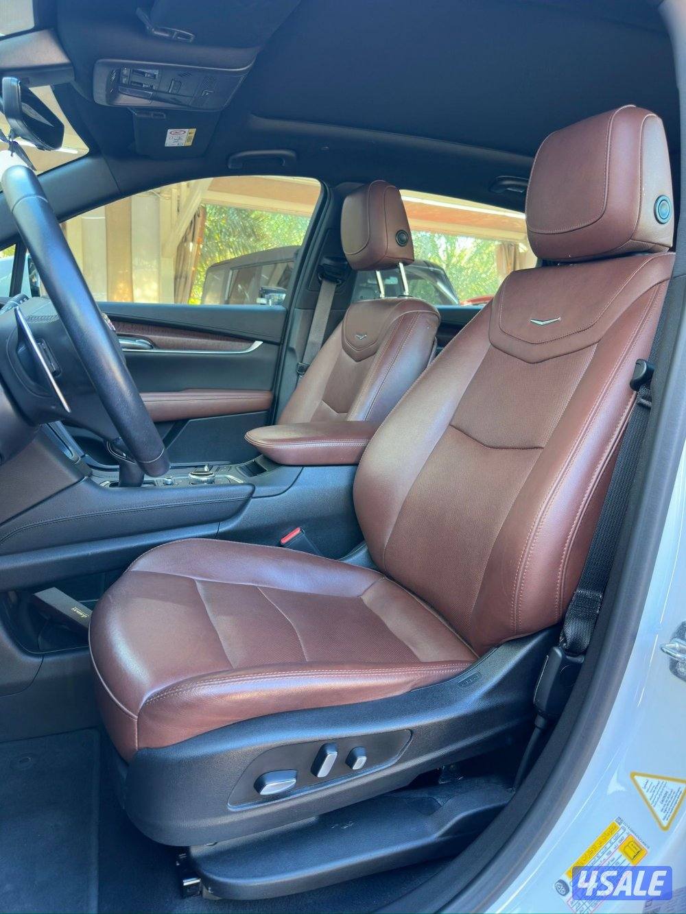 بريميوم XT5 موديل 2022 ماشي 47 الف صبغ الوكاله8