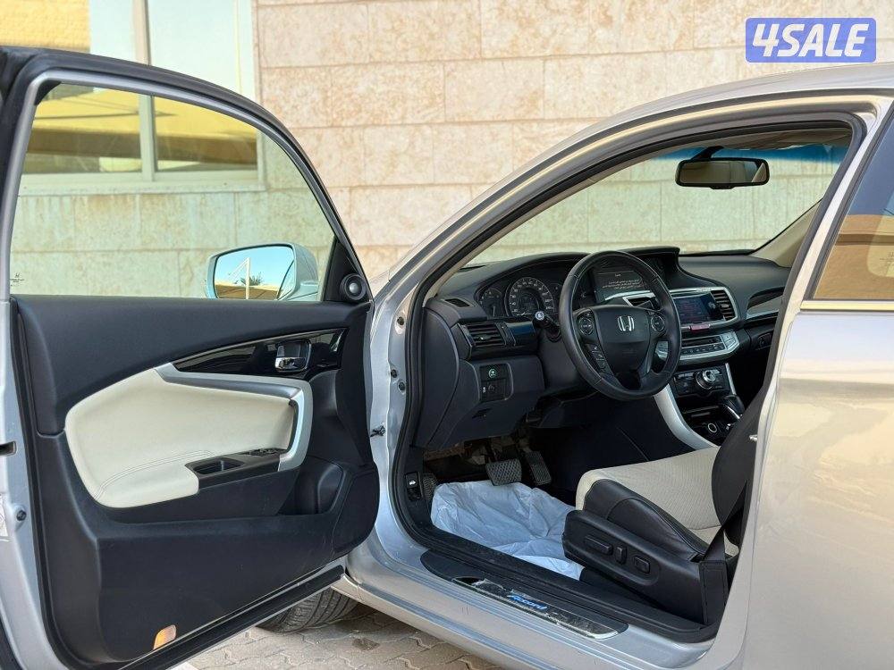 بحاله ممتازه ماشي 84 الف6