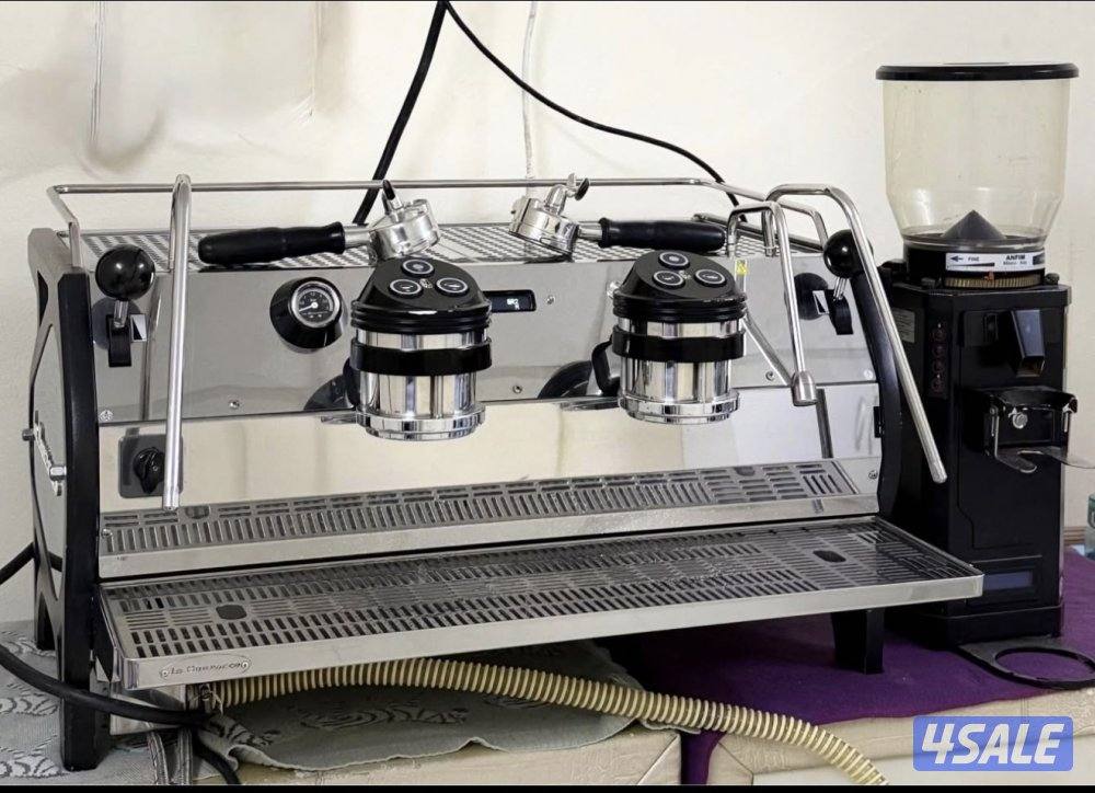 La Marzocco لامارزوكو . استرادا موديل 2017 2 جروب كما هي واضحة بالصورة1