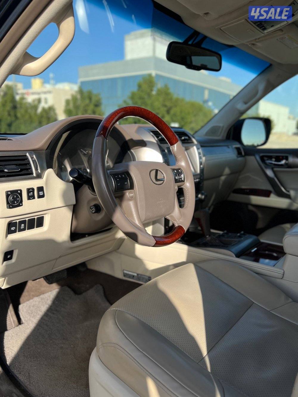 للبيع لكزس gx460 موديل 2012 ماشي 2267