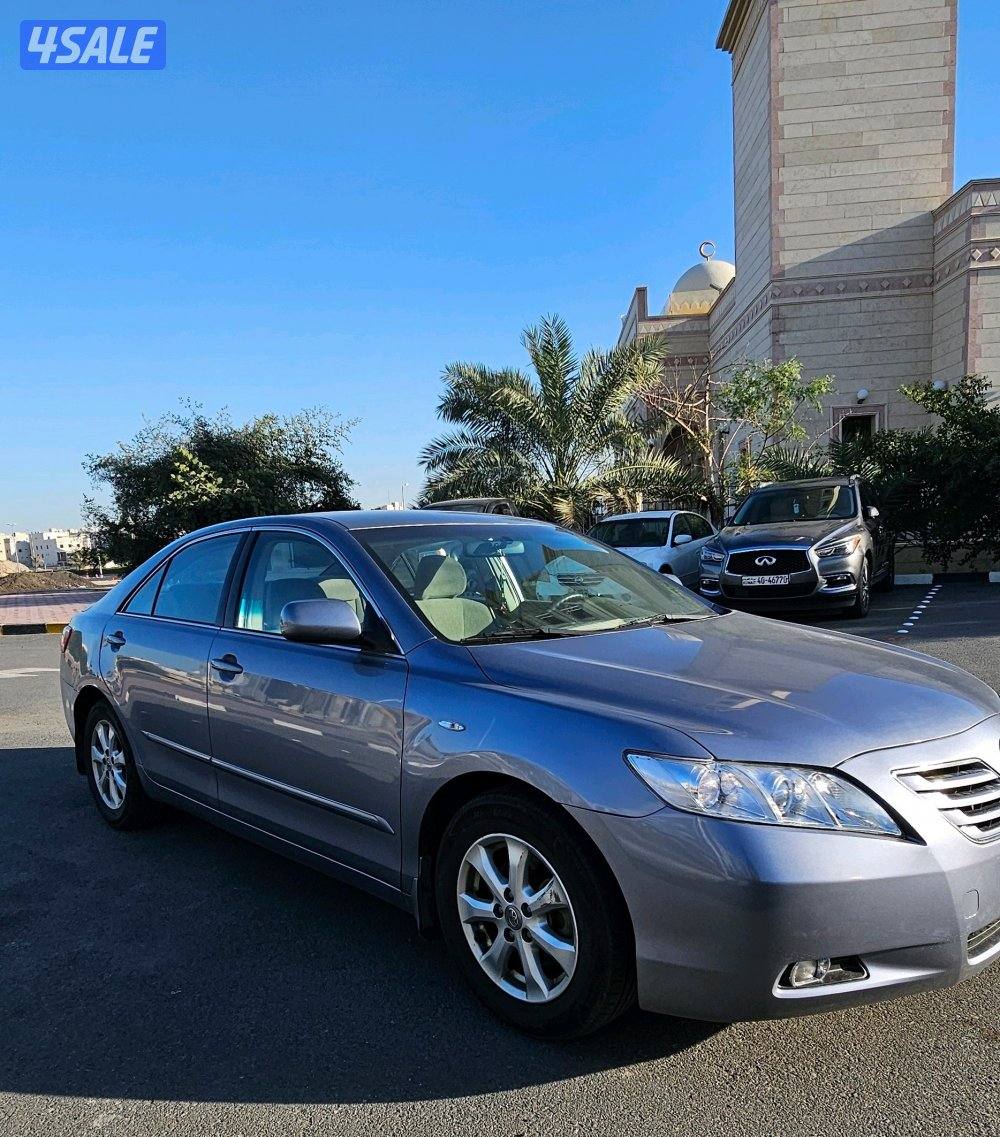 للبيع كامر 2009 GLX2