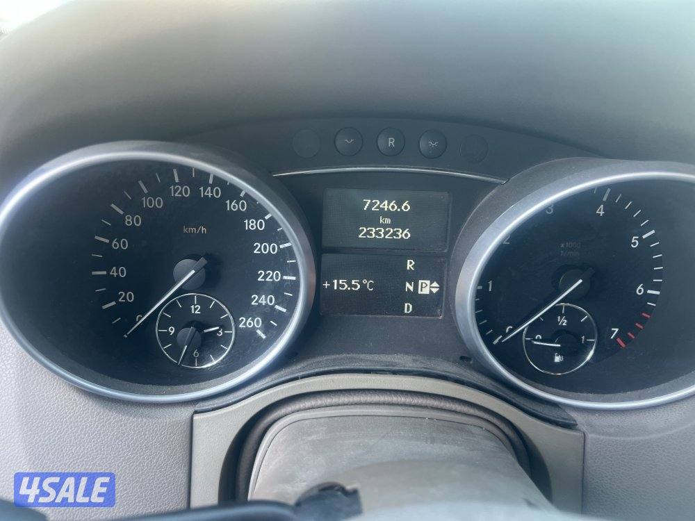 مرسيدس ML350 ابيض 2009 ماشي 230 الف7