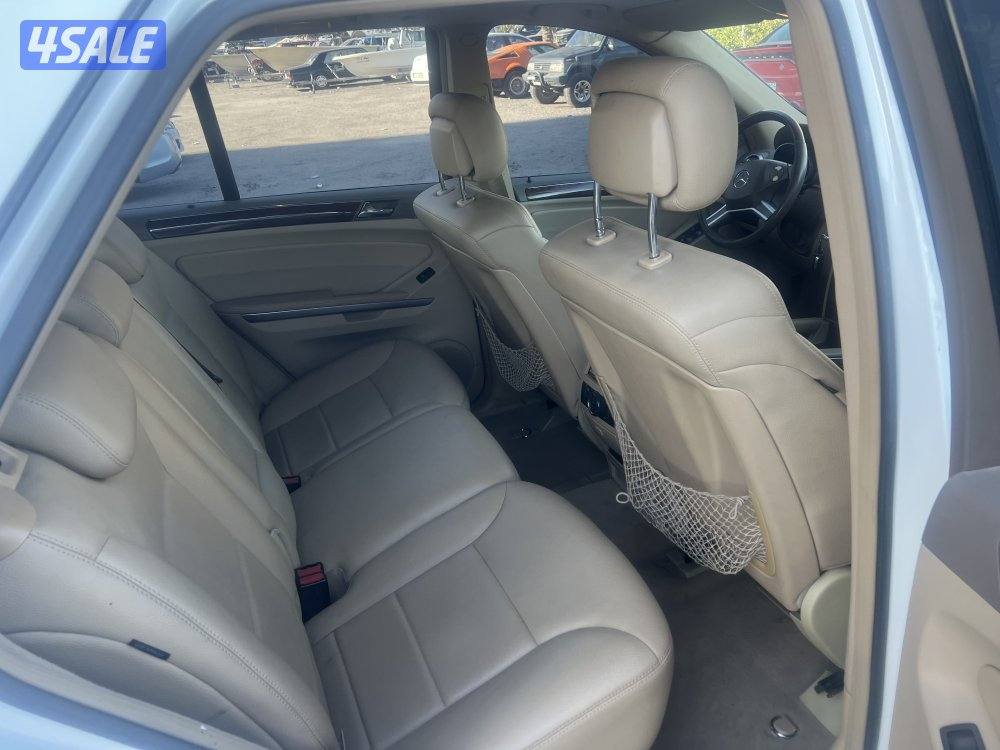مرسيدس ML350 ابيض 2009 ماشي 230 الف12