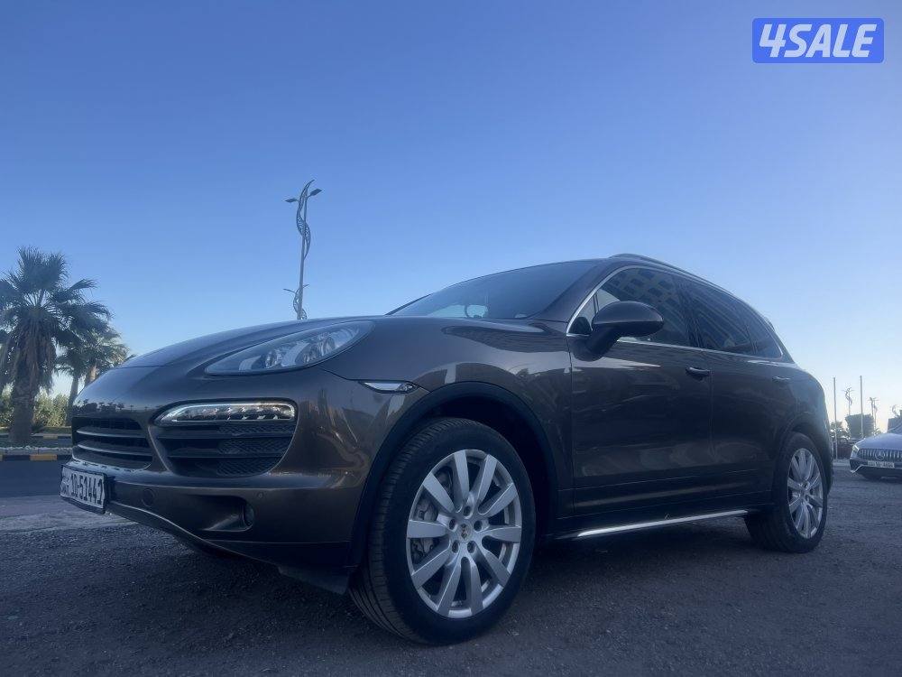 بورش كايين 6 سلندر 2011 بني بحاله ممتازه كامل المواصفات ماشي 177 الف1