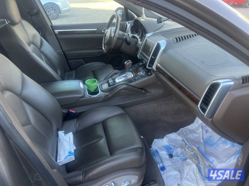 بورش كايين 6 سلندر 2011 بني بحاله ممتازه كامل المواصفات ماشي 177 الف6