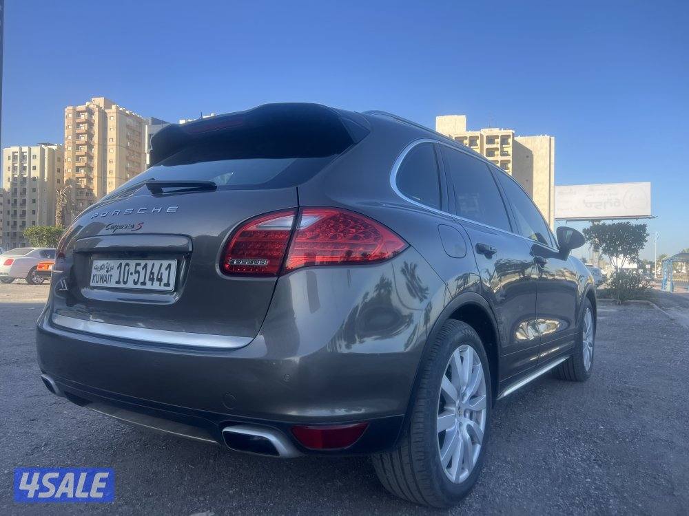 بورش كايين 6 سلندر 2011 بني بحاله ممتازه كامل المواصفات ماشي 177 الف12