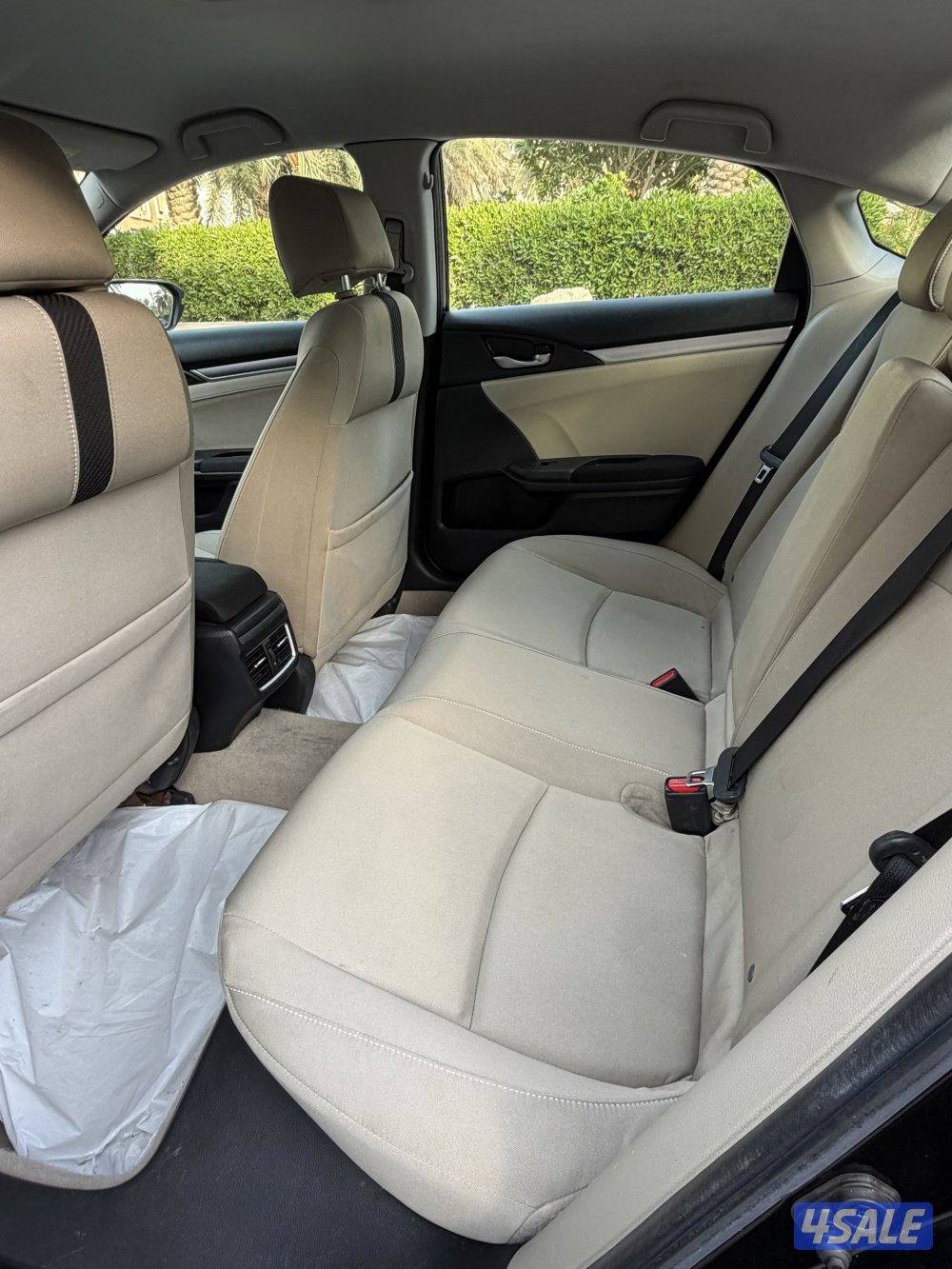 للبيع هوندا سيفيك موديل 2017 وراد الوكاله4