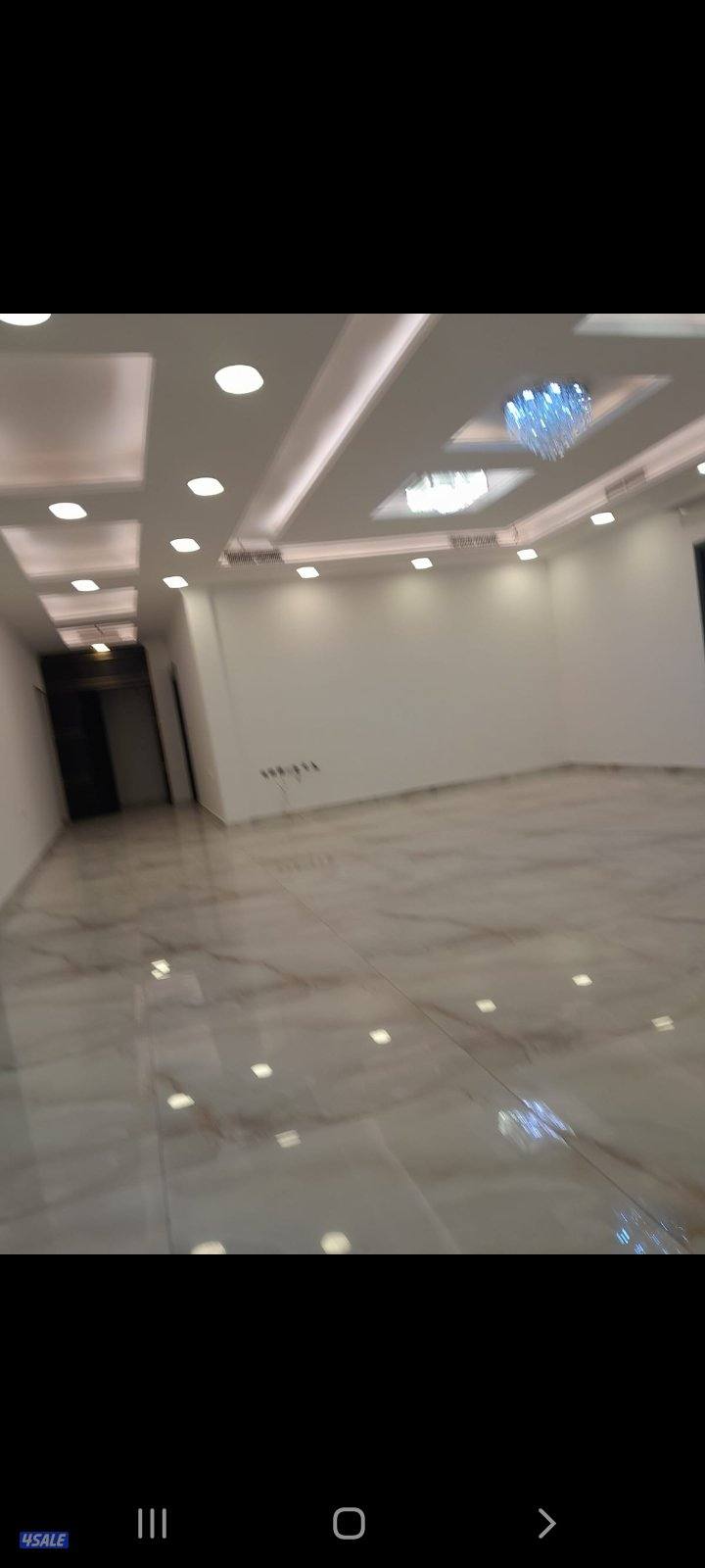 دور ارضي ٤غرف وخدامه مستر وصاله ويوجد دور صاله كبيره ودوانيه وغرفة ساي12