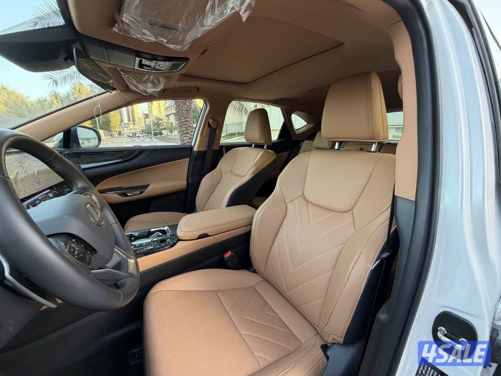 لكزس NX350 موديل 2025 ماشي 7 وكاله الساير تحت الكفاله والصيانه2