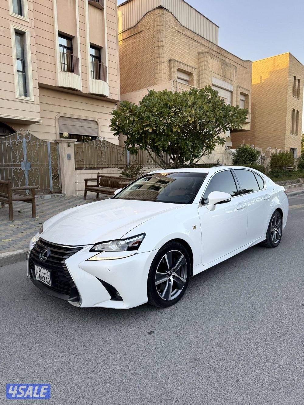 لكزس 2019 GS300 شرط الفحص1