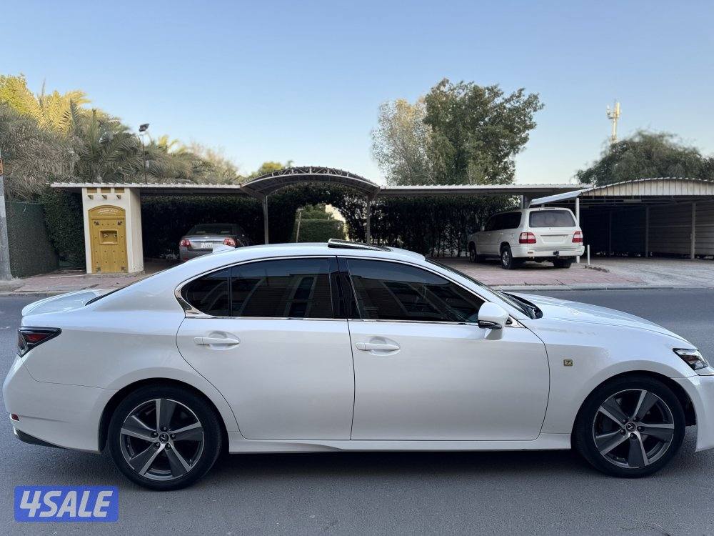 لكزس 2019 GS300 شرط الفحص8