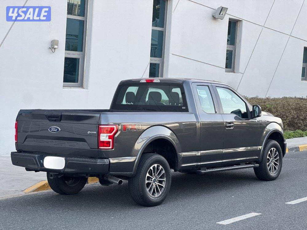 للبيع وانيت فورد FX45