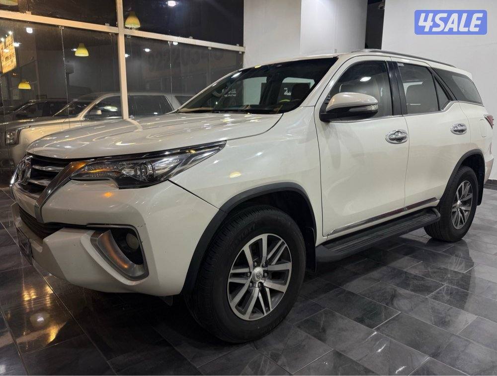 فورتنر v6 دبل قير صبغ وكالة2