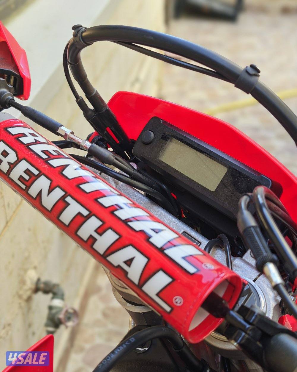 CRF X 450 CC 2025 وكالة اصفر ماشي اقل من ساعة2