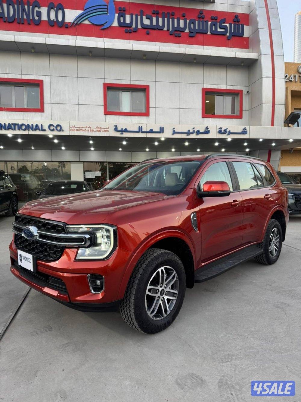 Ford Everest XLT0