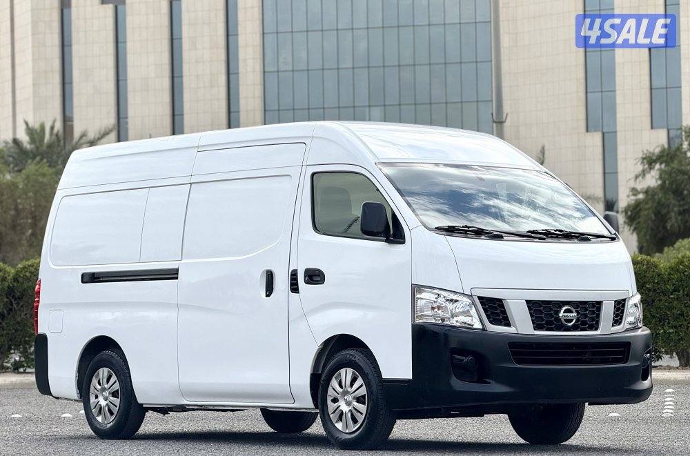 نيسان اورفان ٢٠١٧ ماشي ٦٩. الف Nissan urvan 2017 69k..kms0