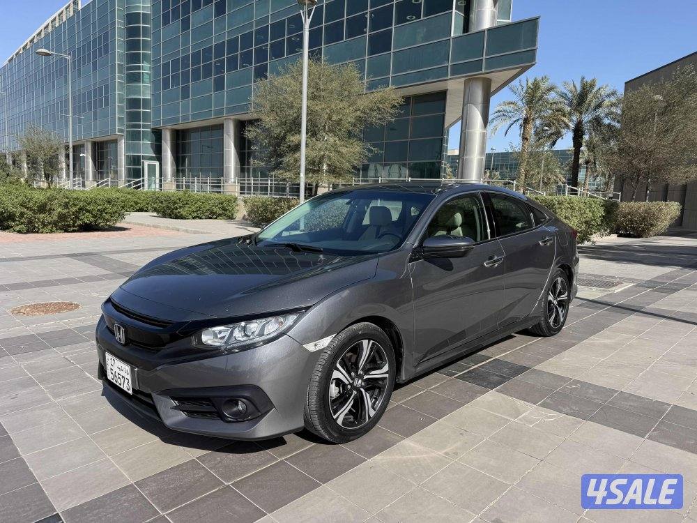 للبيع : هوندا سيفيك : موديل 2019 : صبغ وكاله0