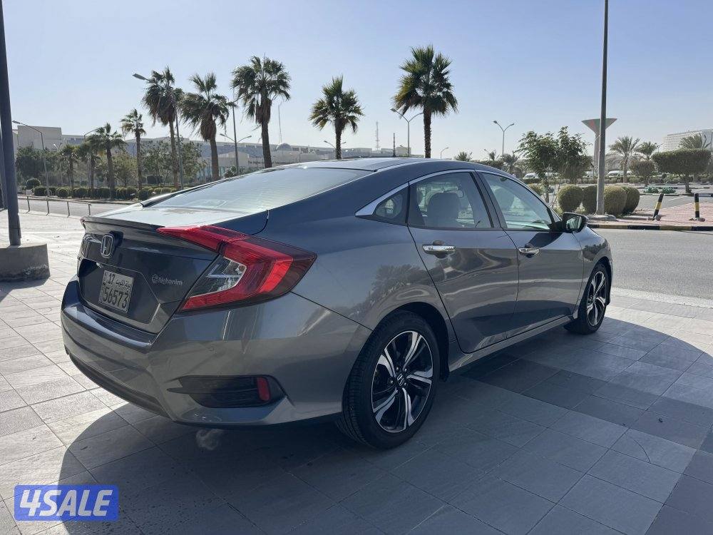 للبيع : هوندا سيفيك : موديل 2019 : صبغ وكاله1