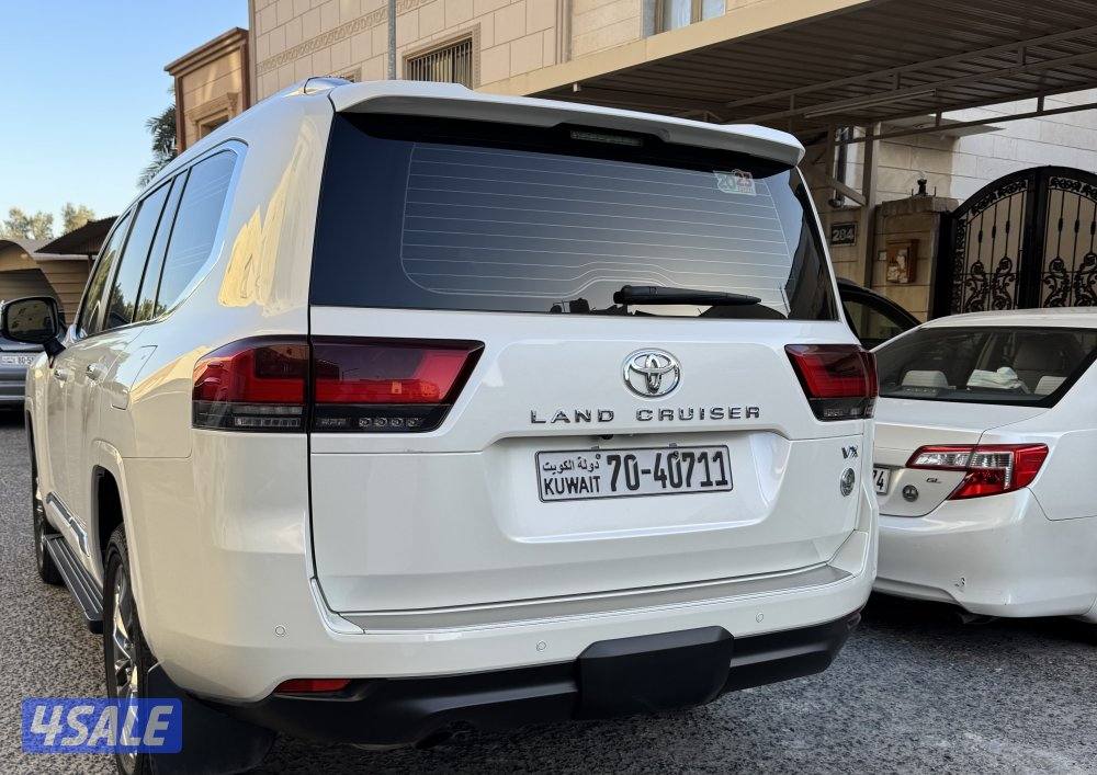 لاندكروزر VX0