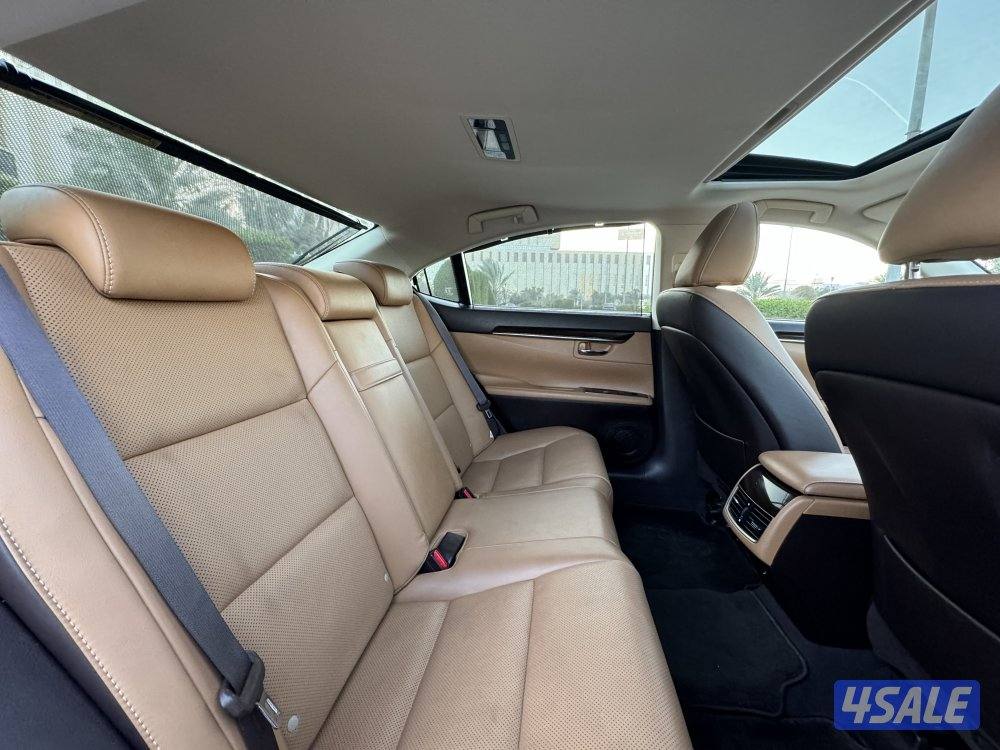 لكزس ES250 موديل 2016 عداد 74 بحاله الوكاله7