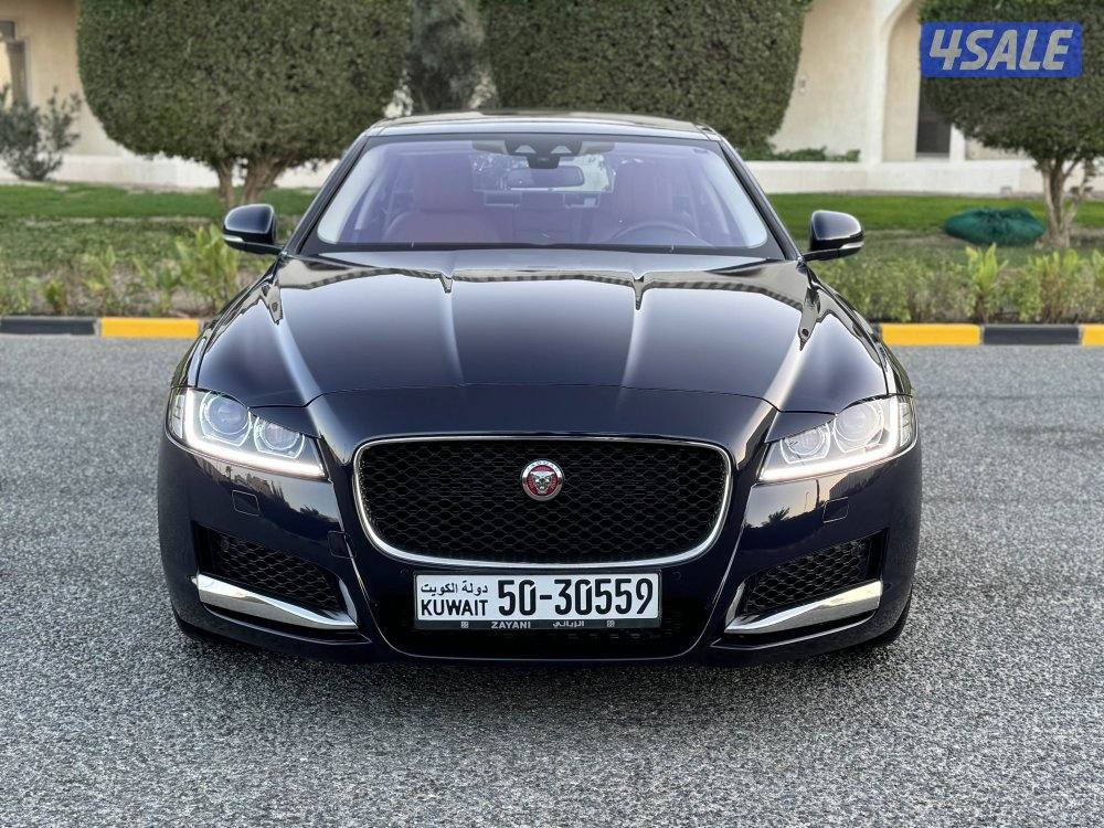 جاكوار XF 2.5t موديل 2018 صبغ الوكاله بحاله نادره2