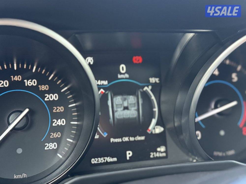 جاكوار XF 2.5t موديل 2018 صبغ الوكاله بحاله نادره14