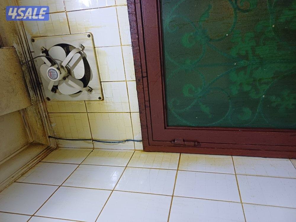 غسيل بالشامبو - تنظيف ناشف - غسيل سجاد برادي - اثاث - كنفات - شقق - فل10