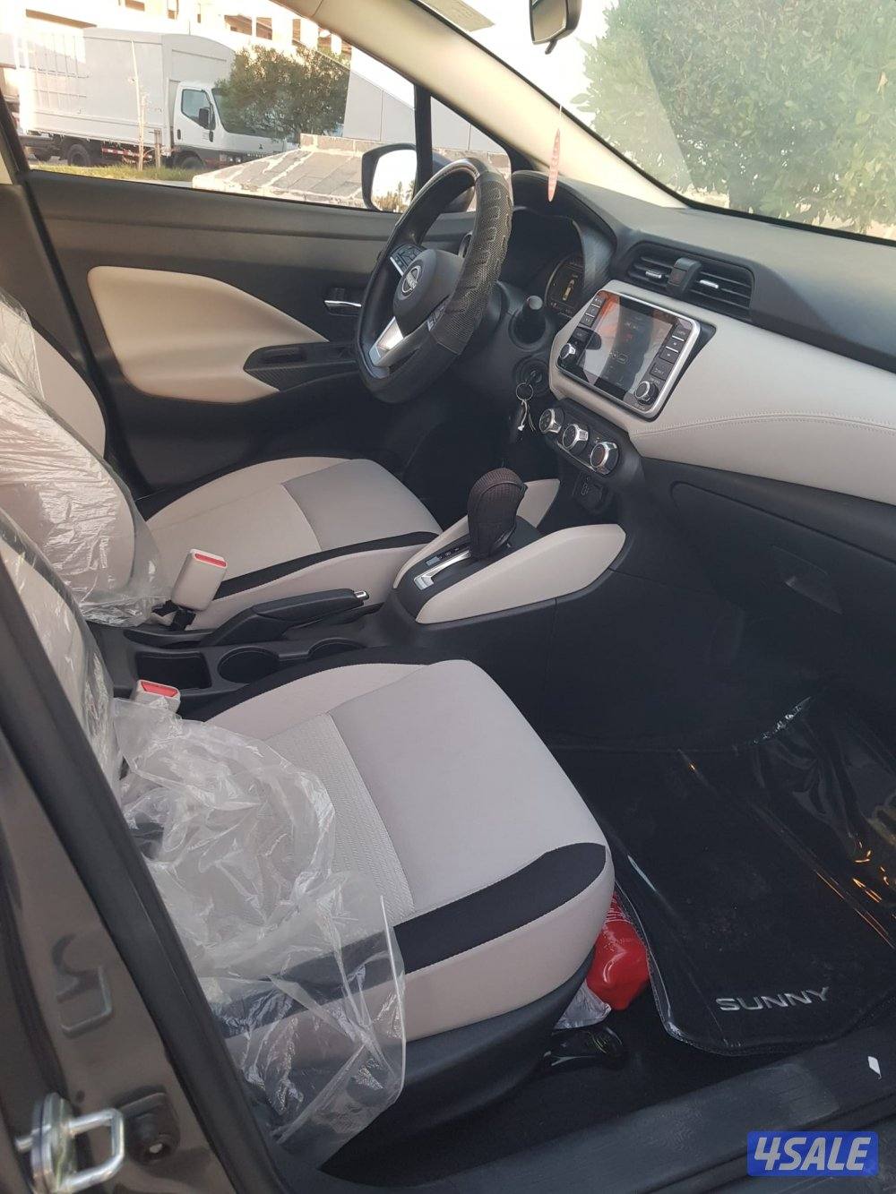 للبيع نيسان صني ( الشكل الجديد ) موديل 2024 عداد 19 ألف كيلو صبغ وكاله5