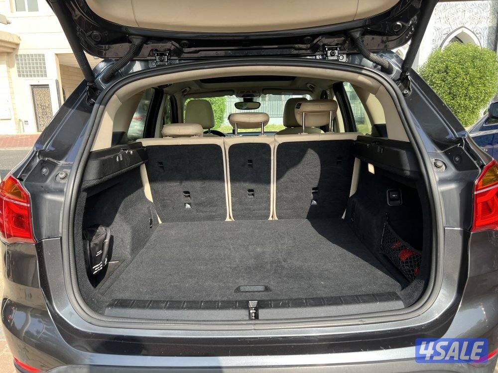 بي ام دبلو x1 Sdrive 20i 2016 ( استعمال سيدة )9