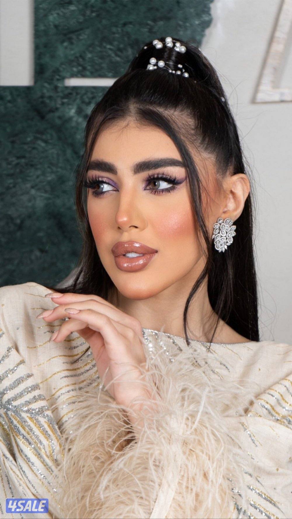 Im makeup artist searching for work and also know lifting for eyebrows2