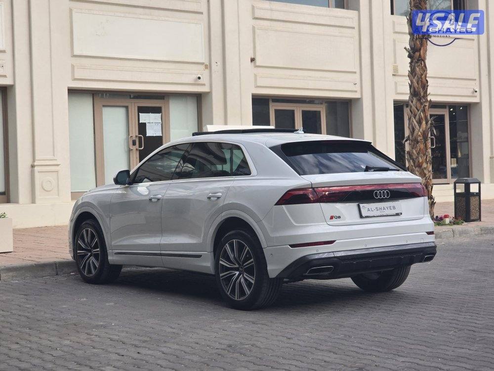 أودي Q8 2025 عداد 7000 شبه أصـفـار بحالة الوكالة6