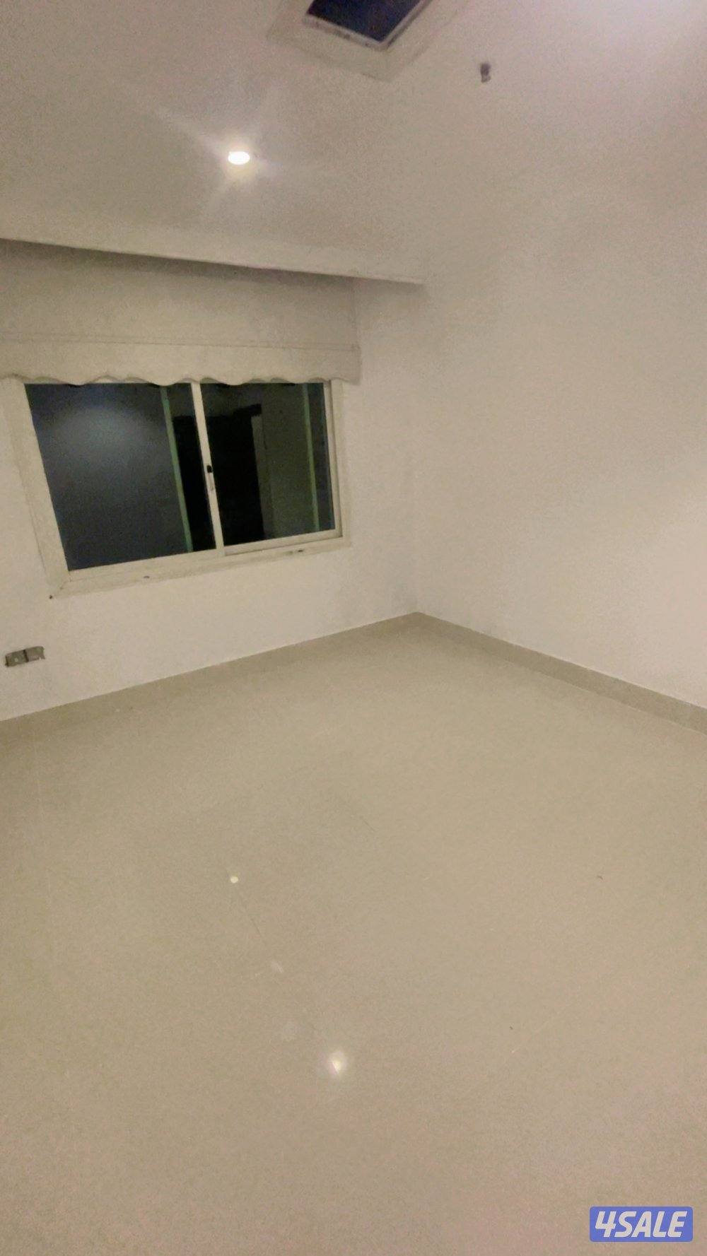 شقق واستديوهات للإيجار الشعب البحري يوجد شقةمطلوب خلو بأسعار9