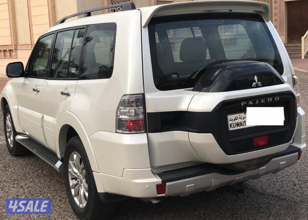 ميتسوبيشي باجيرو GLS صبغ الوكالة بالكامل الماكينة الكبيرة - فتحه وشاشة4