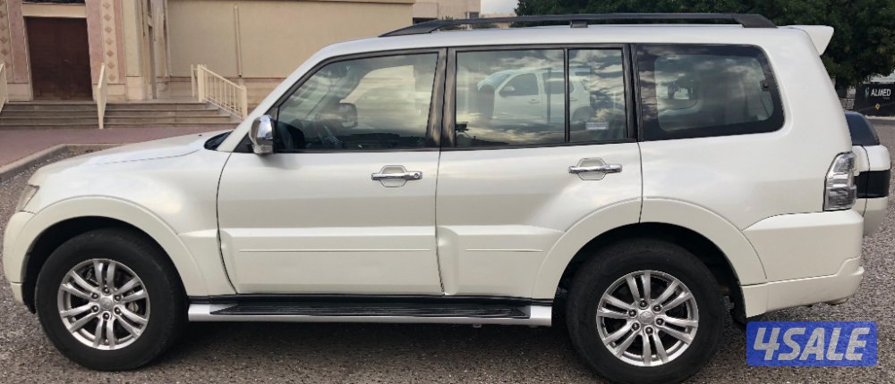 ميتسوبيشي باجيرو GLS صبغ الوكالة بالكامل الماكينة الكبيرة - فتحه وشاشة3