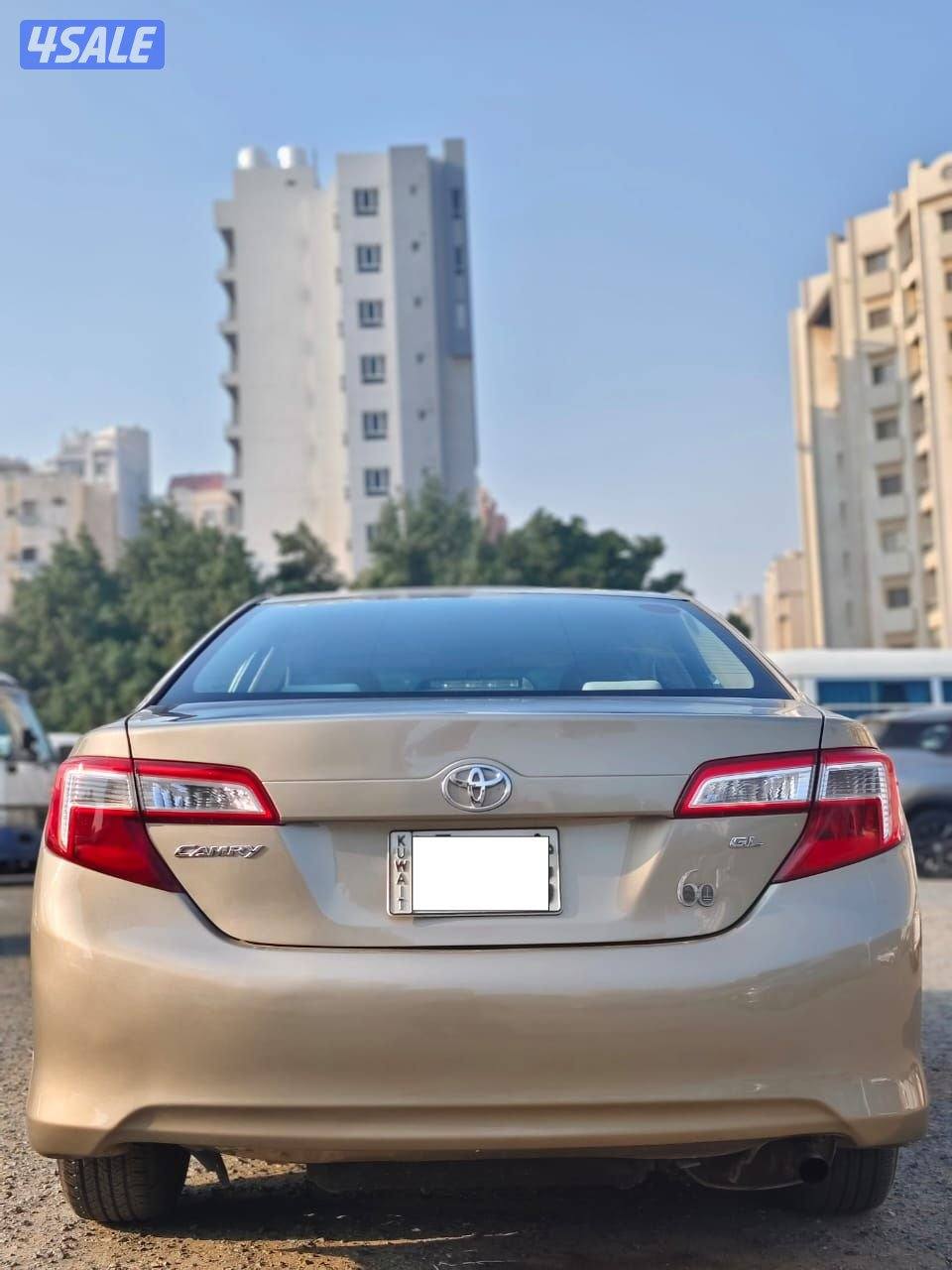 Toyota Camry 2015, 201000 KM Driven. Excellent Condition3