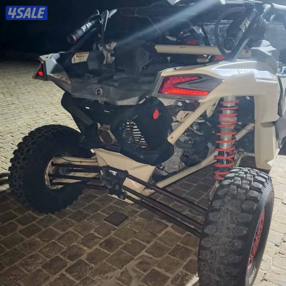 Can am Maverick X3 Turbo RR with smart shock0