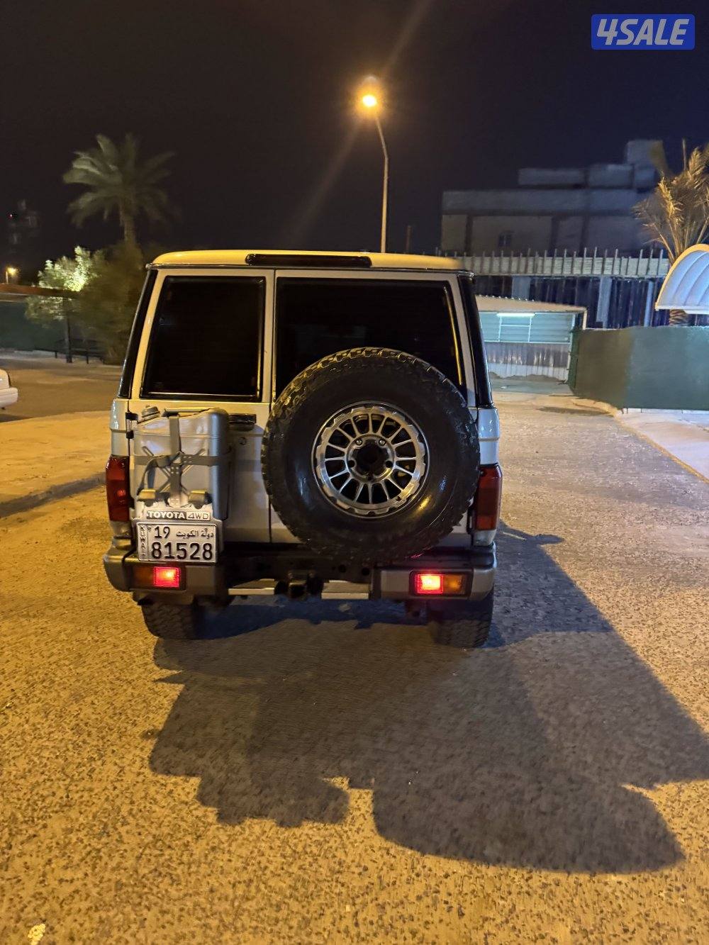 لاندكروزر نص قير عادي صبغ وكاله شرط الفحص ممشى قليل2