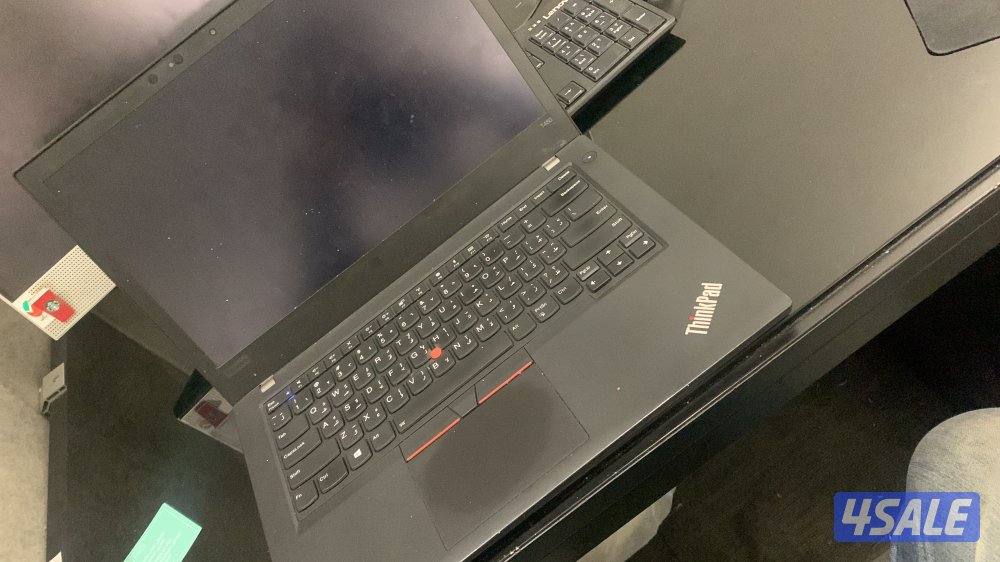 ثينك باد شاشه لمس i7 الجيل الثامن7