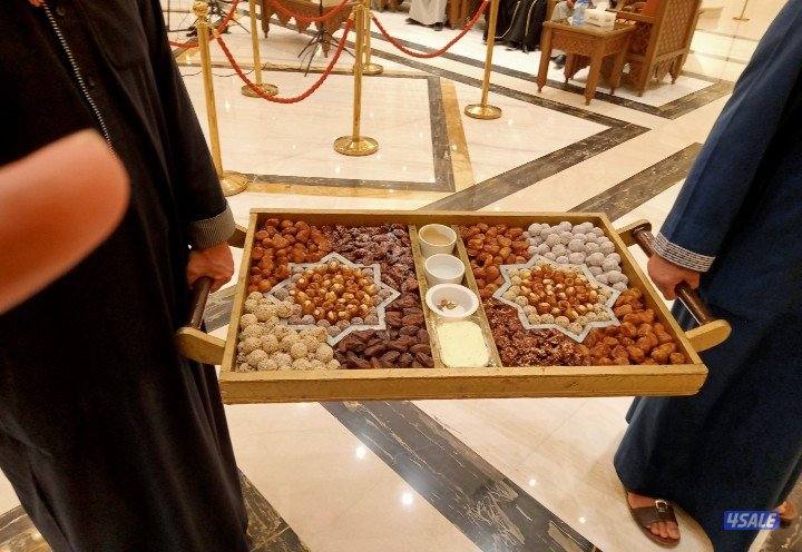 خدمه ضيافه رجالي ونسائي.خدمه فاليه باركن.خدمه محامل تمور.خدمه عصائر3