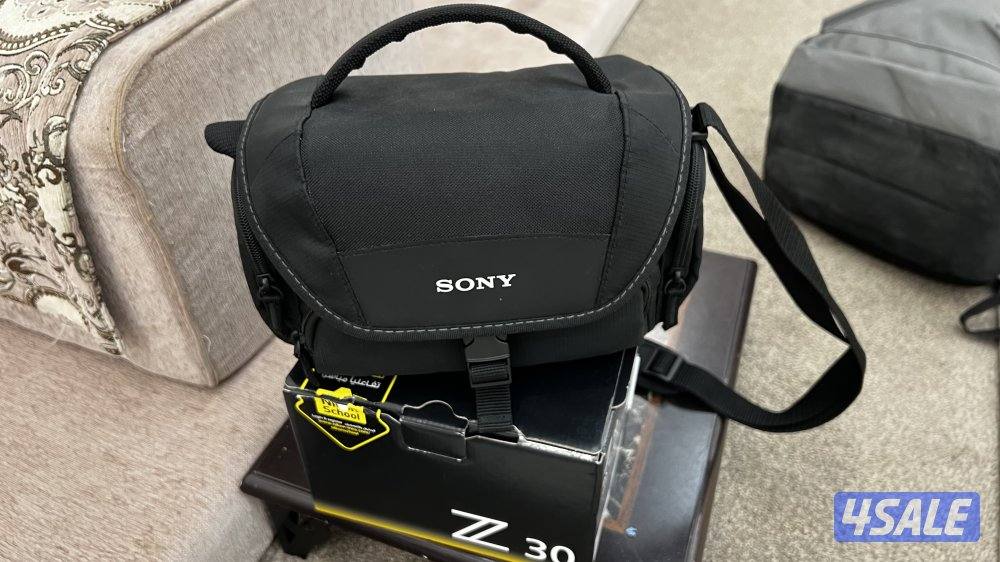 كاميرا نيكون Z301