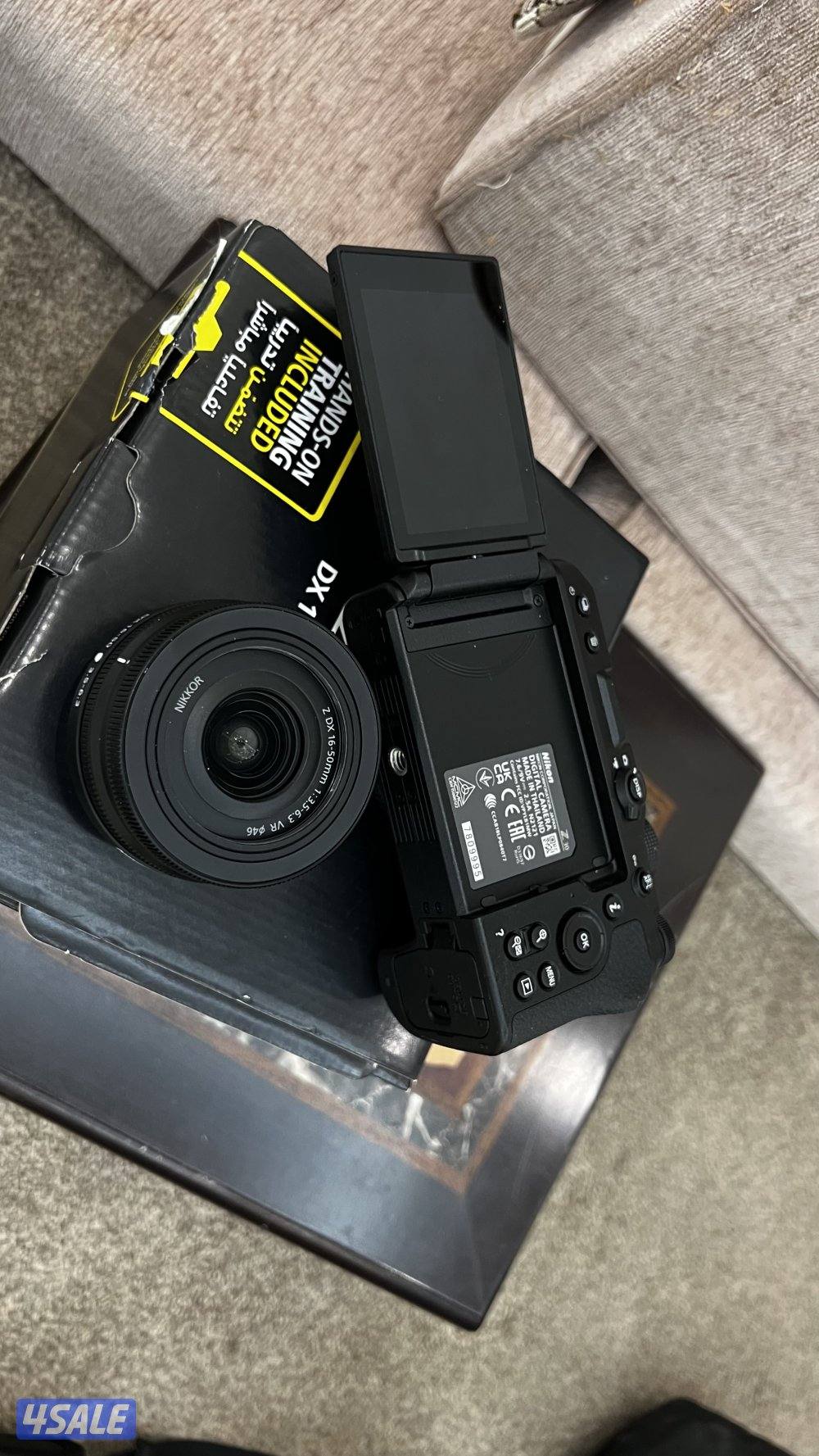 كاميرا نيكون Z302